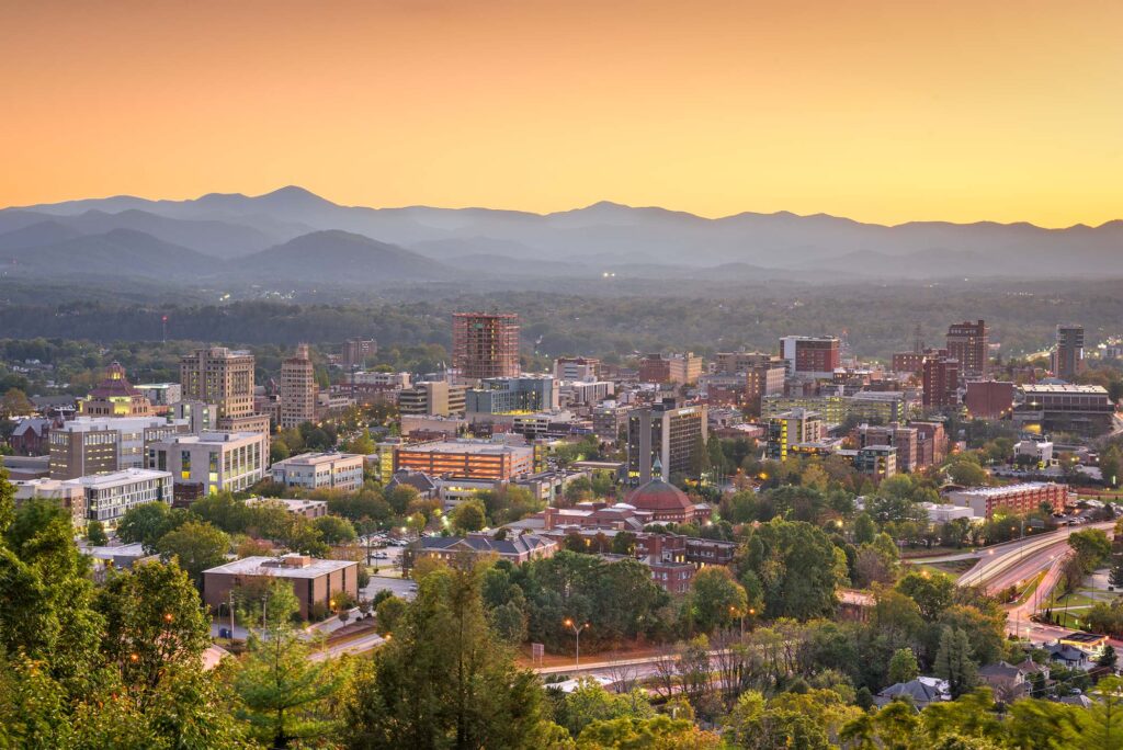 Asheville,,North,Carolina,,Usa,Downtown,Skyline,At,Dusk.